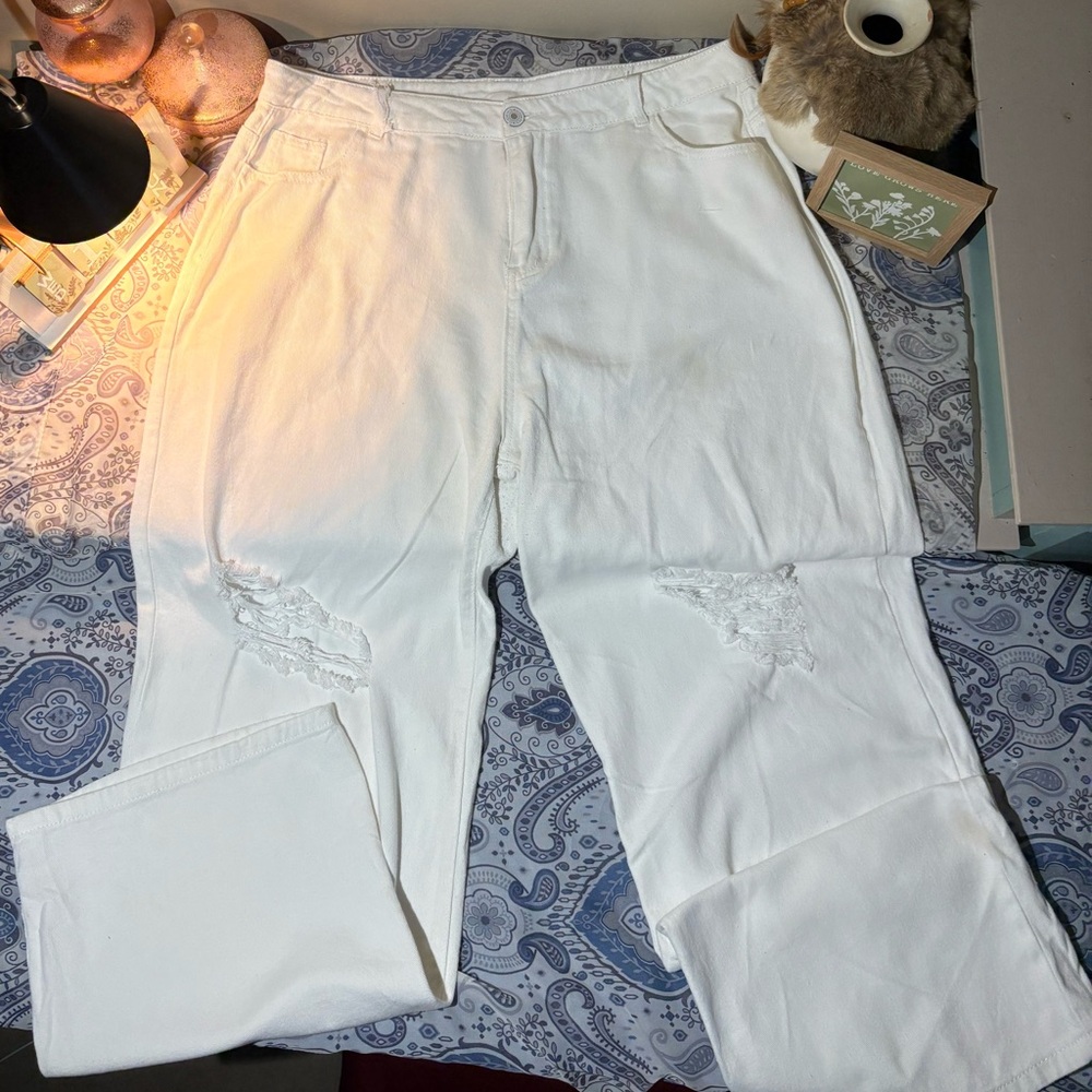 White Distressed Jeans